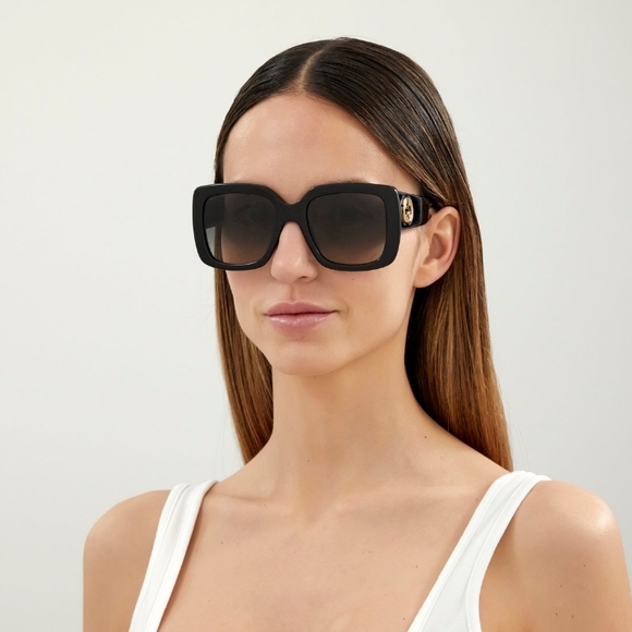 NEW GUCCI OVERSIZED SQUARE WOMEN'S SUNGLASSES GG0141SN 001 GUCCI BLACK EYEWEAR - Picture 5 of 9